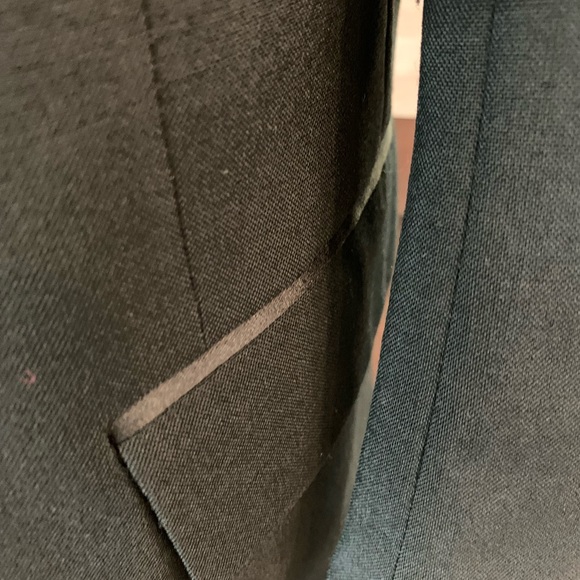 Vintage Classic Black Peak Tuxedo - Picture 2 of 3